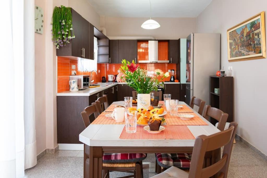 Kadiani'S Residence By 8Essentially 하니아 외부 사진